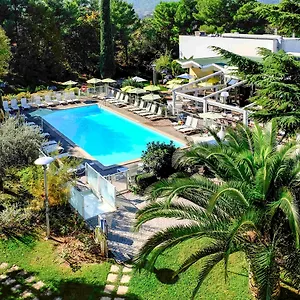 Novotel Est Porte D'aubagne Hotel